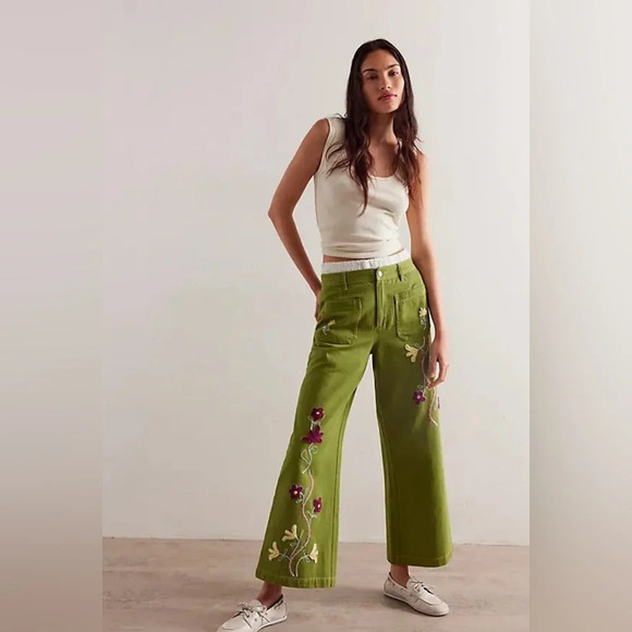 NWT We The Free Summer Bloom Embroidered Jeans, Sz 24 - Picture 1 of 10